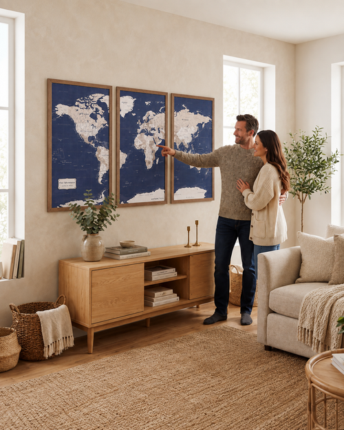 Pinnwand-Weltkarte mit Nadeln – XL-Kork-Triptychon-Wandkarte in Schwarz